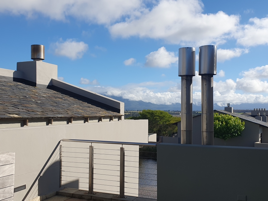 2 Bedroom Property for Sale in Oubaai Western Cape